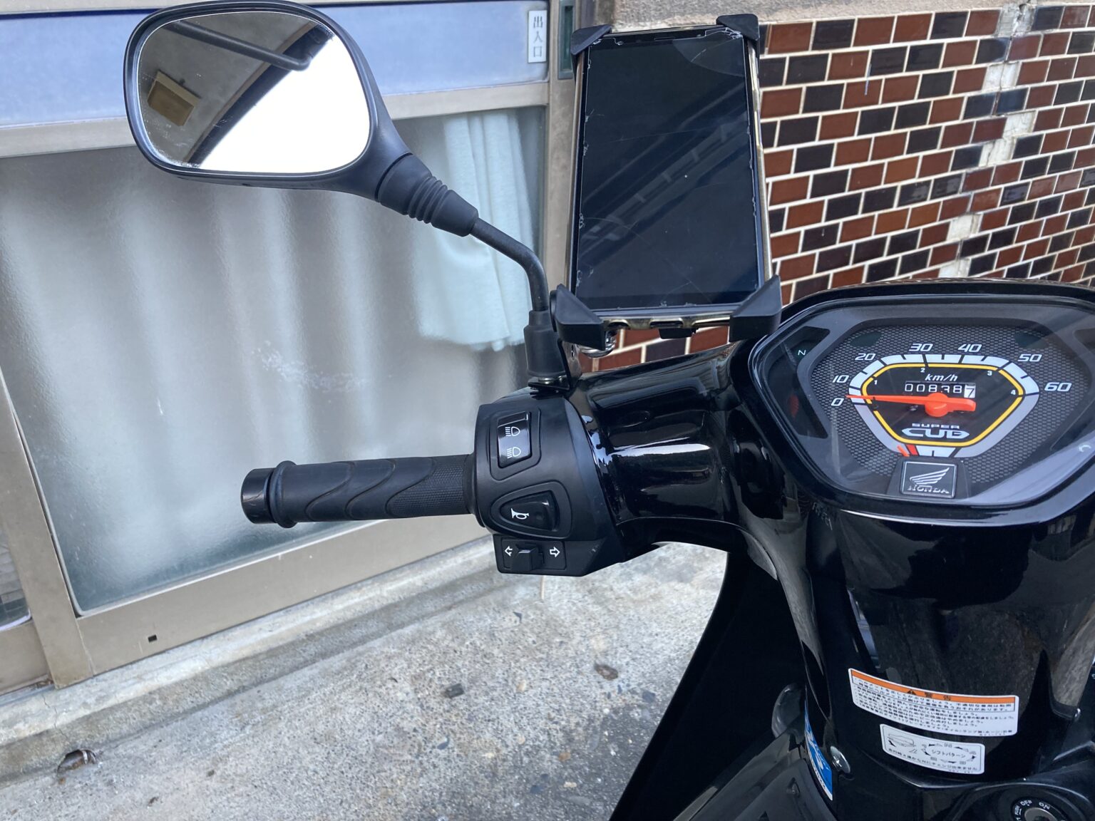 スマホホルダー バックミラー 原付 スクーター バイク GPS 落下防止 固定